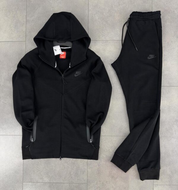 Nike Sportswear Tech Fleece Full-Zip Hoodie – Noir